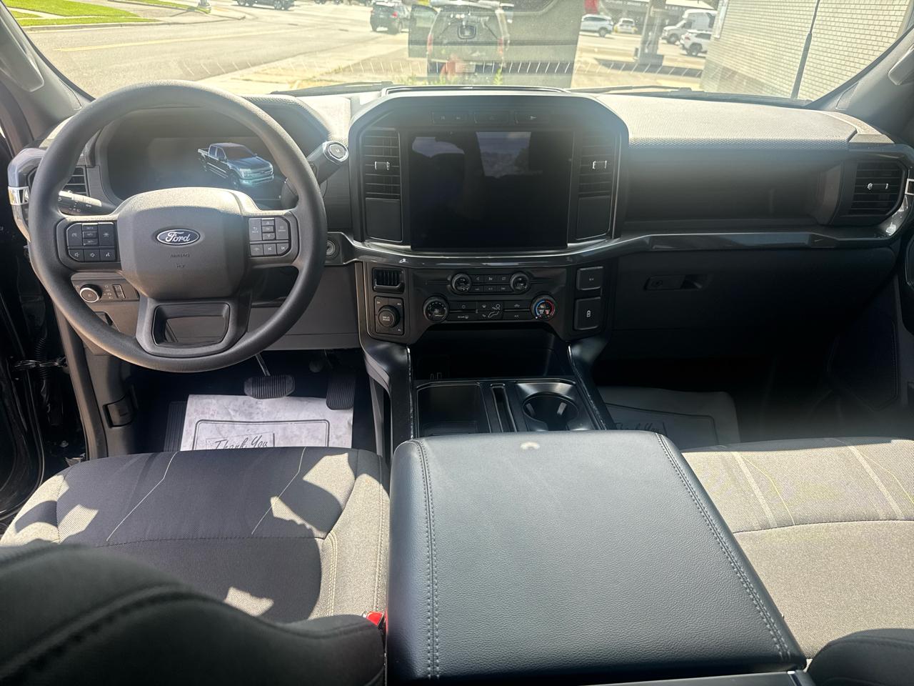 Ford F-150 STX SuperCrew 4WD 2024
