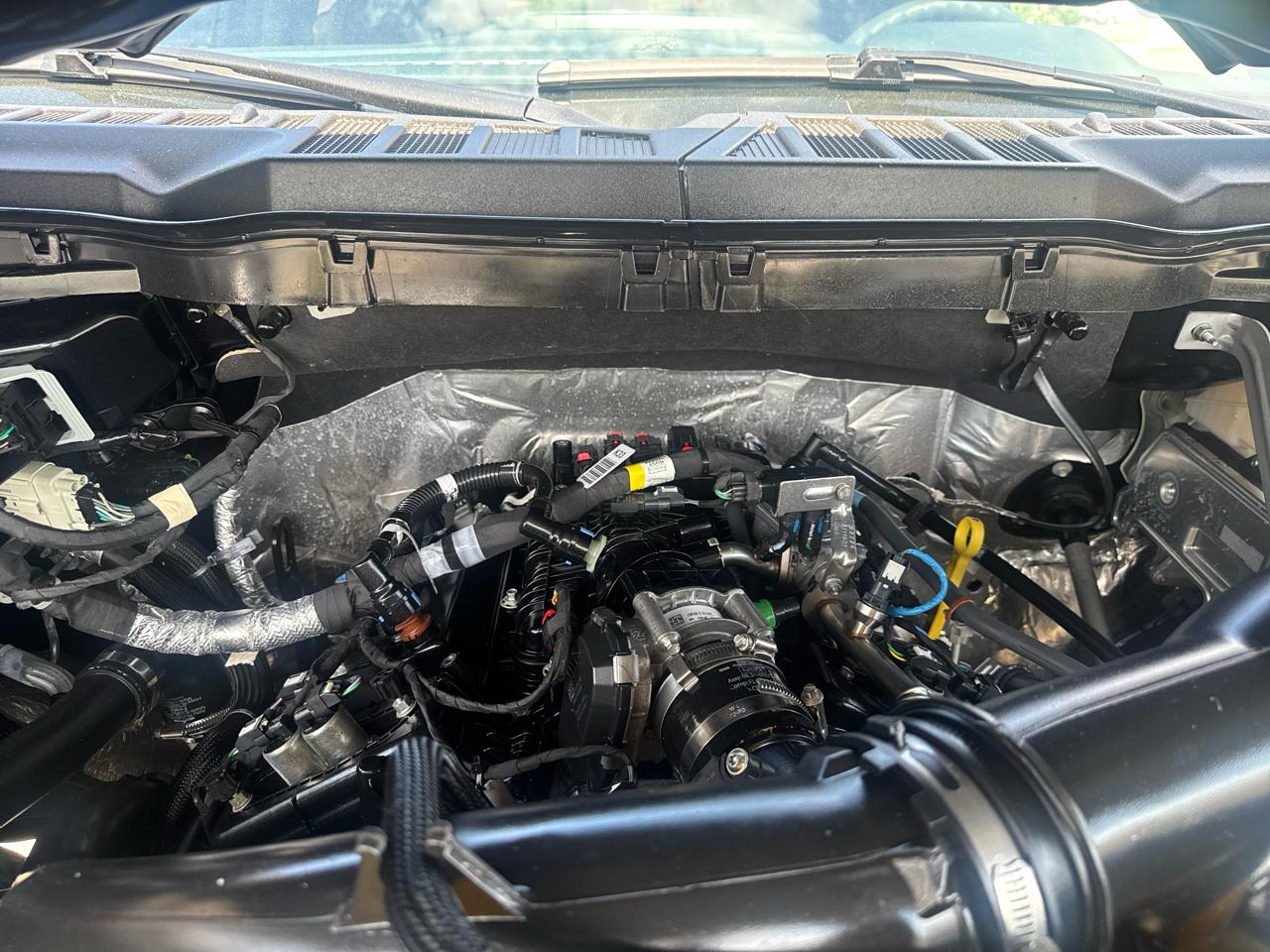 Ford F-150 STX SuperCrew 4WD 2024