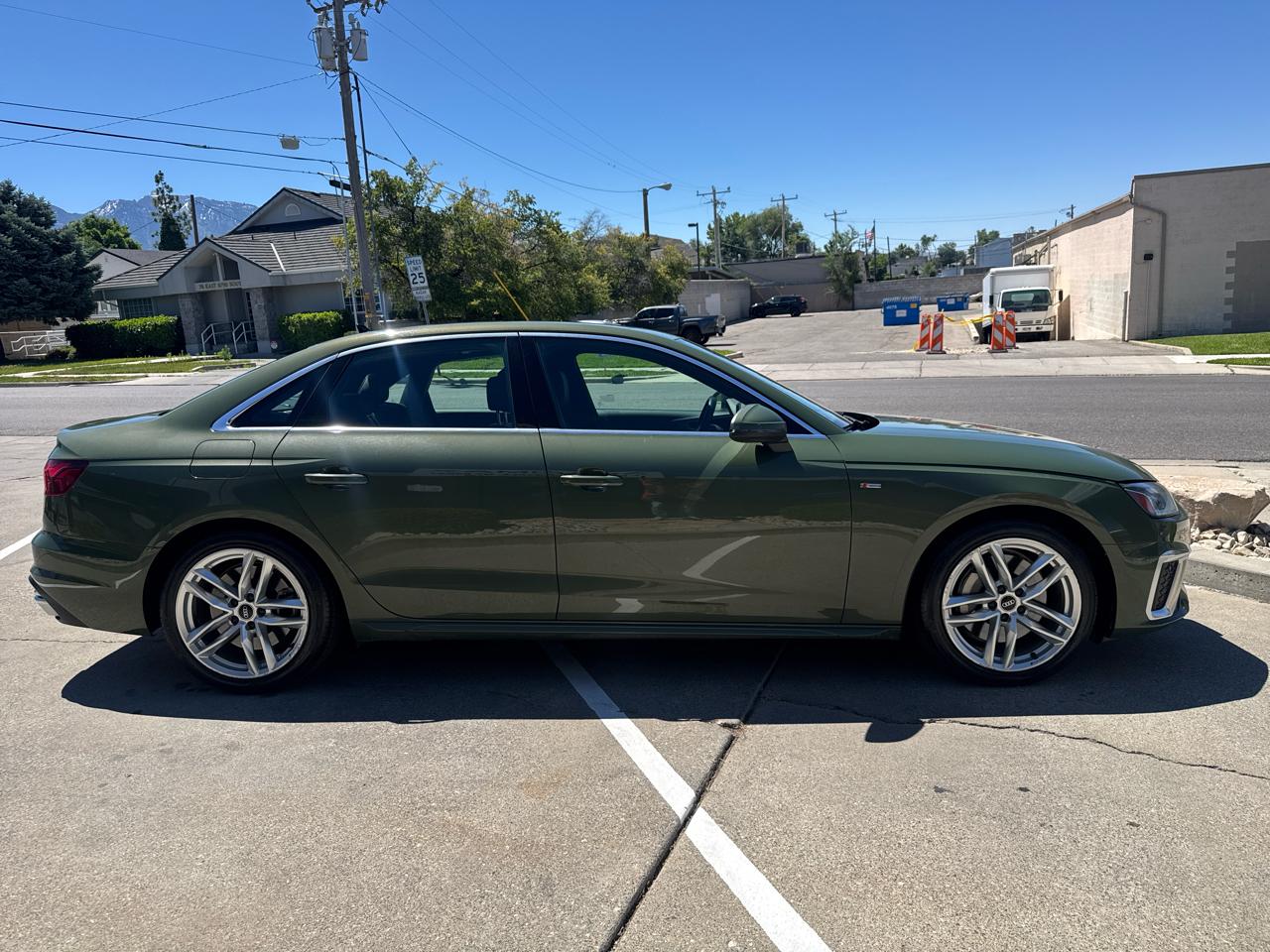 Audi A4  2024