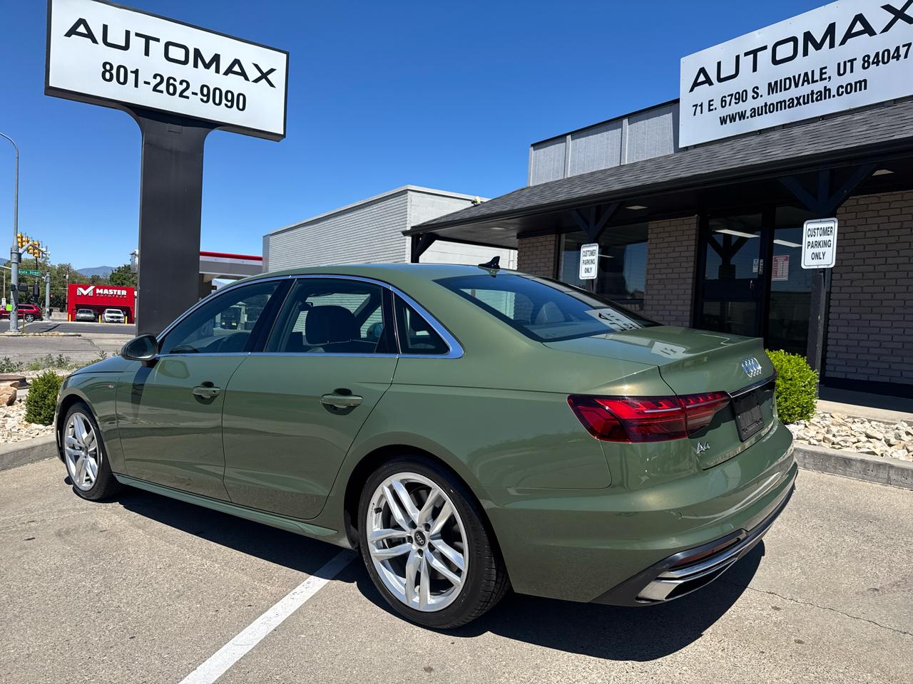 Audi A4  2024