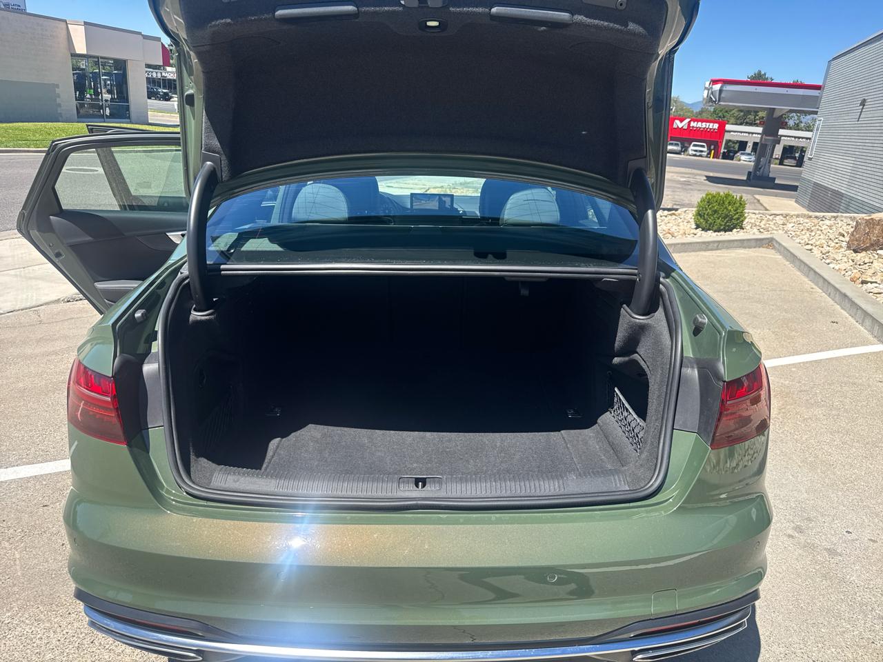Audi A4  2024