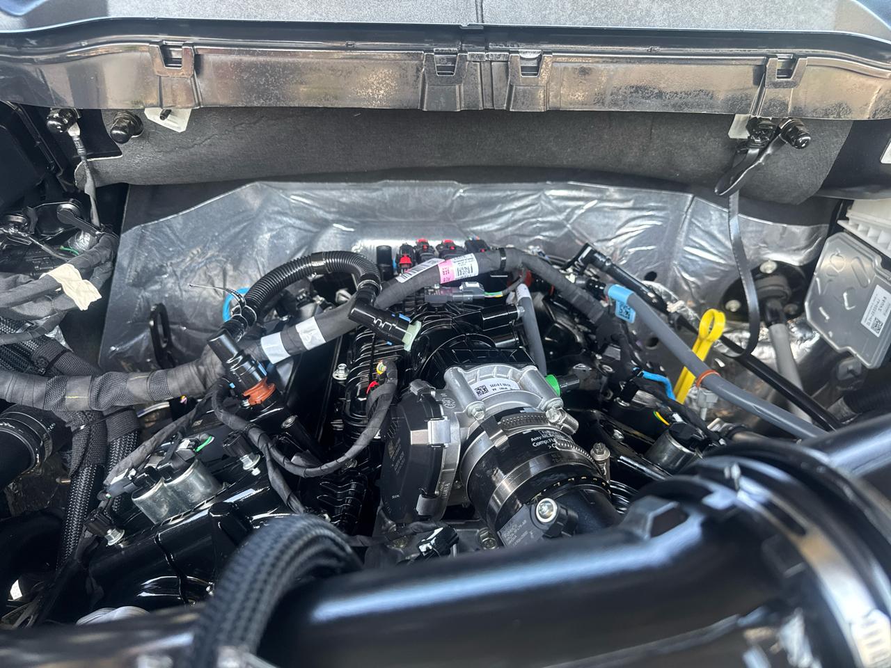 Ford F-150 STX SuperCrew 4WD 2025