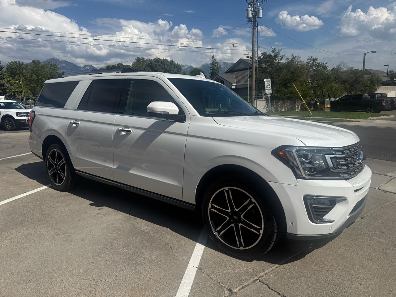 Ford Expedition MAX Limited 4WD 2021