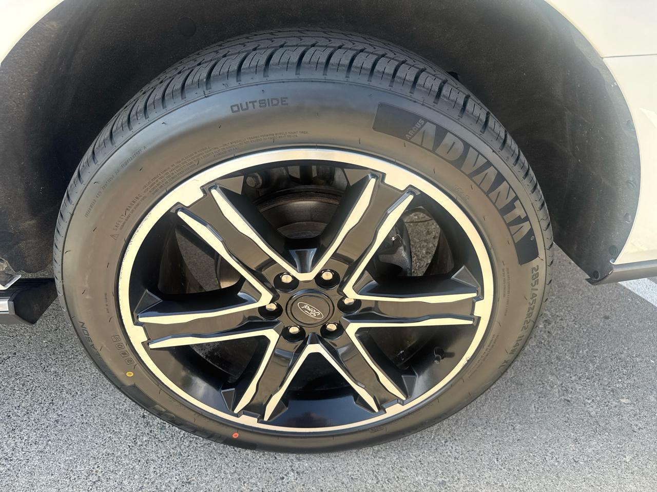 Ford Expedition MAX Limited 4WD 2021