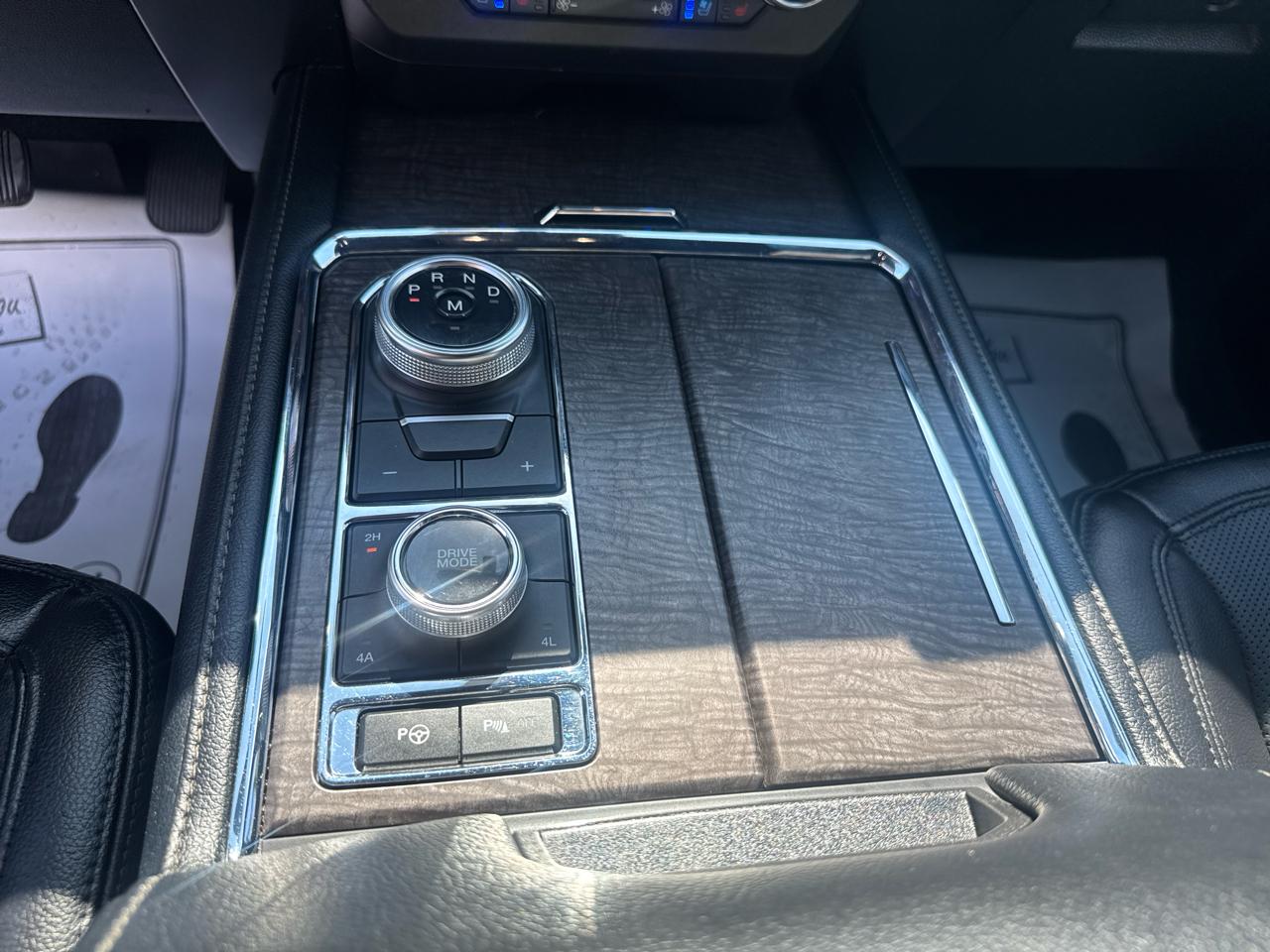 Ford Expedition MAX Limited 4WD 2021