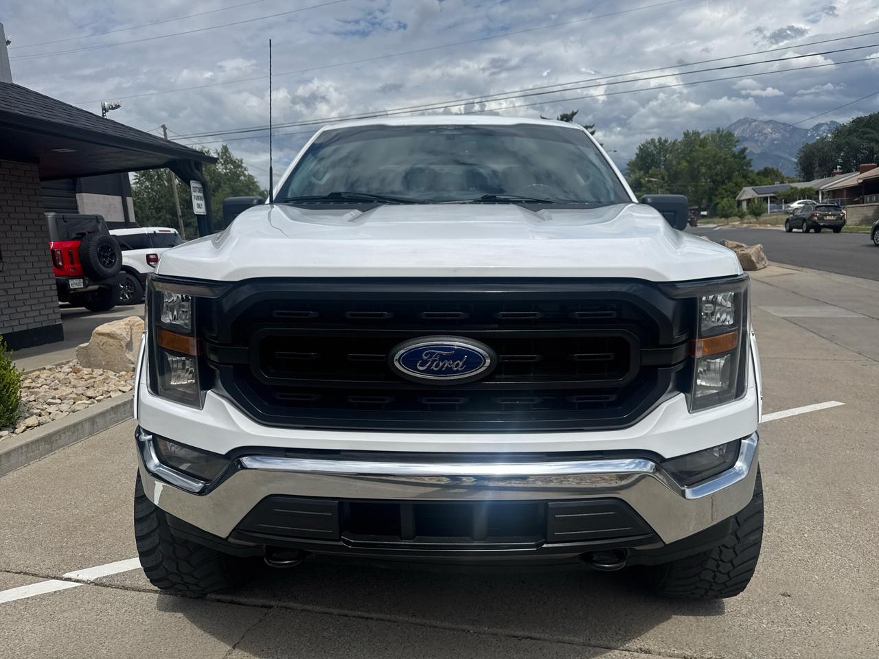 Ford F-150 XLT SuperCrew 5.5-ft. Bed 4WD 2023