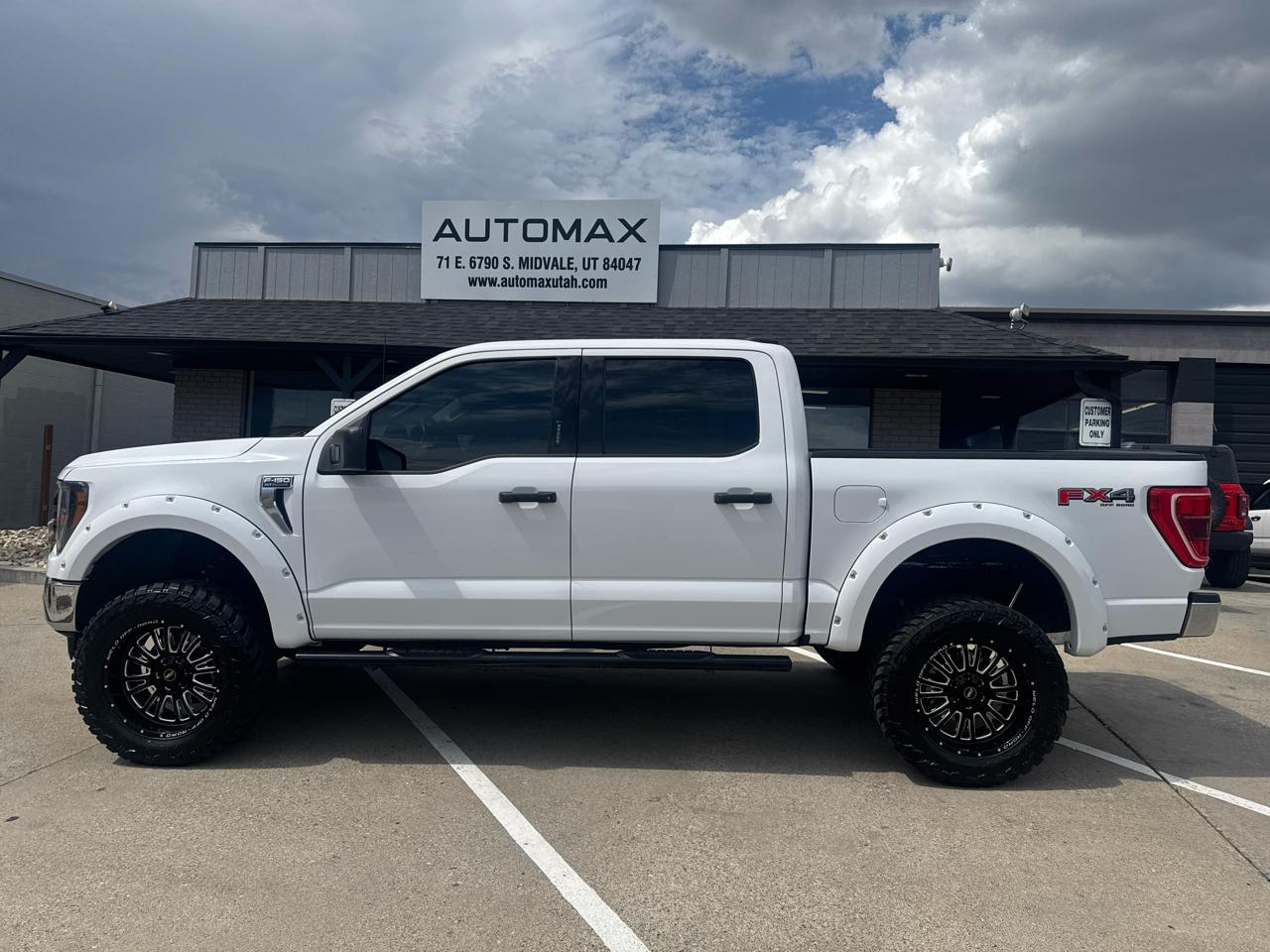 Ford F-150 XLT SuperCrew 5.5-ft. Bed 4WD 2023