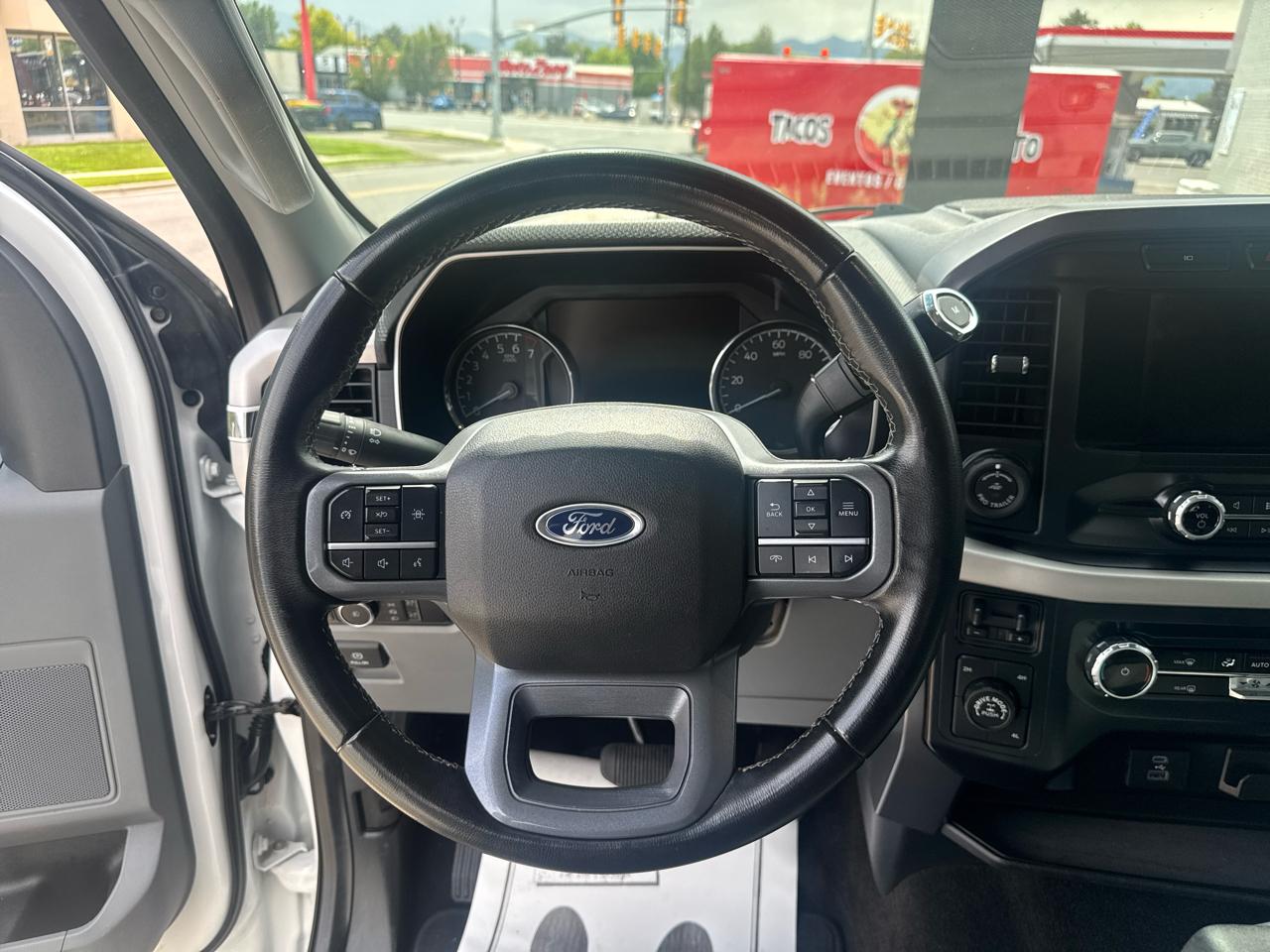 Ford F-150 XLT SuperCrew 5.5-ft. Bed 4WD 2023