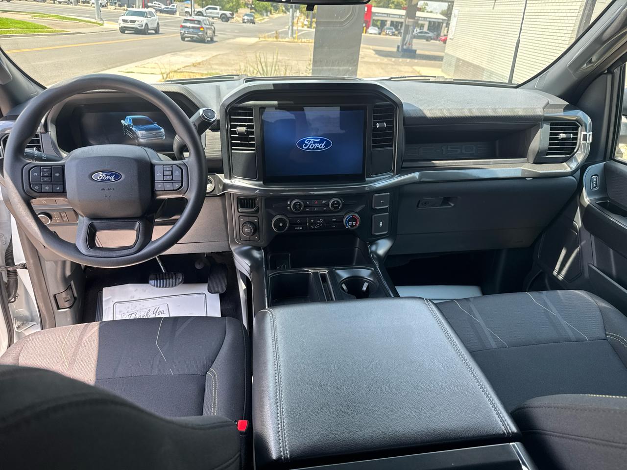 Ford F-150 STX SuperCrew 4WD 2025