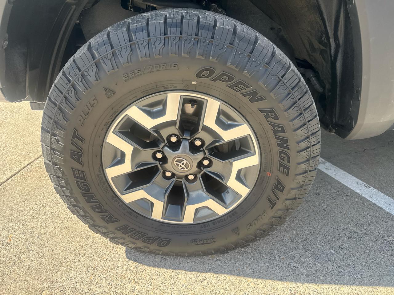 Toyota Tacoma TRD Off Road Double Cab 6' Bed V6 4x4 AT (Natl) 2023