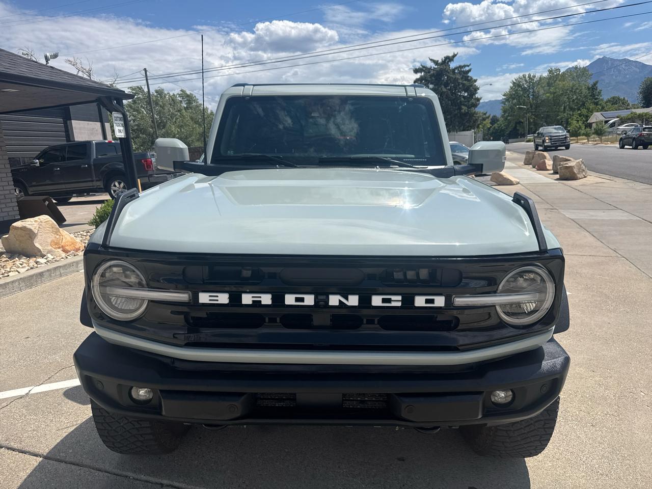 Ford Bronco Outer Banks 4-Door 2024