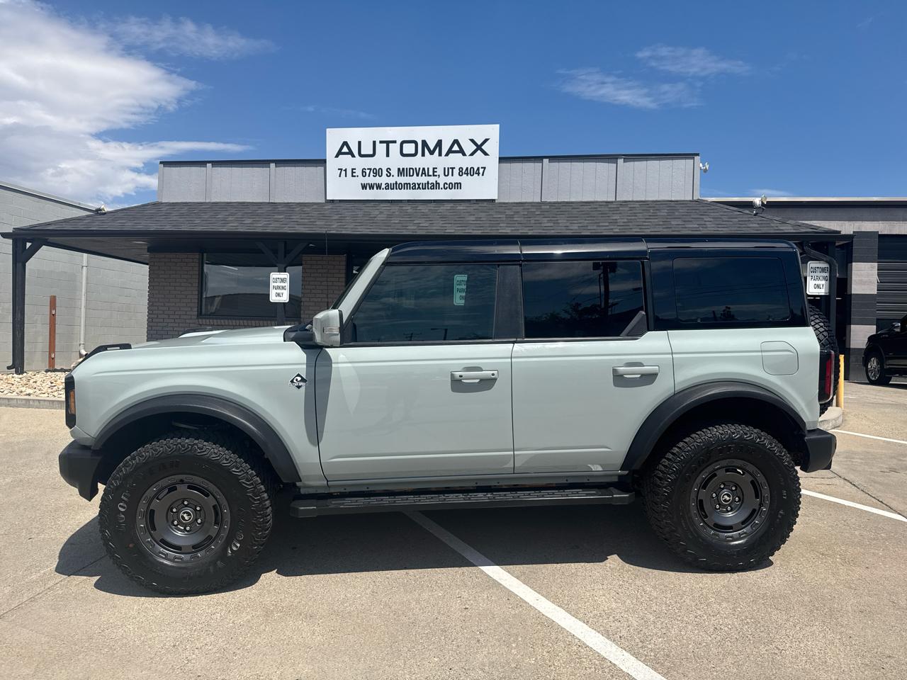 Ford Bronco Outer Banks 4-Door 2024