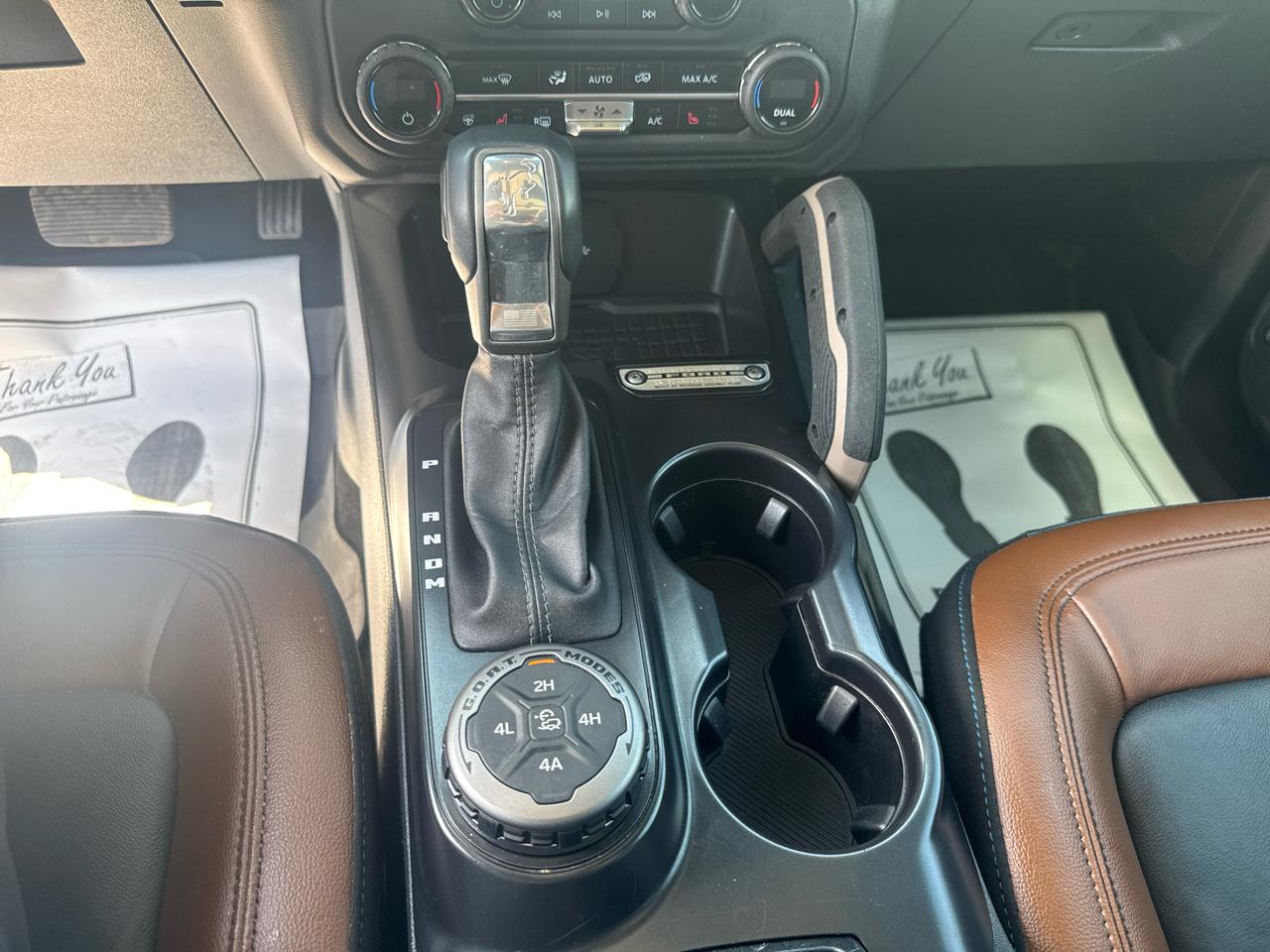Ford Bronco Outer Banks 4-Door 2024