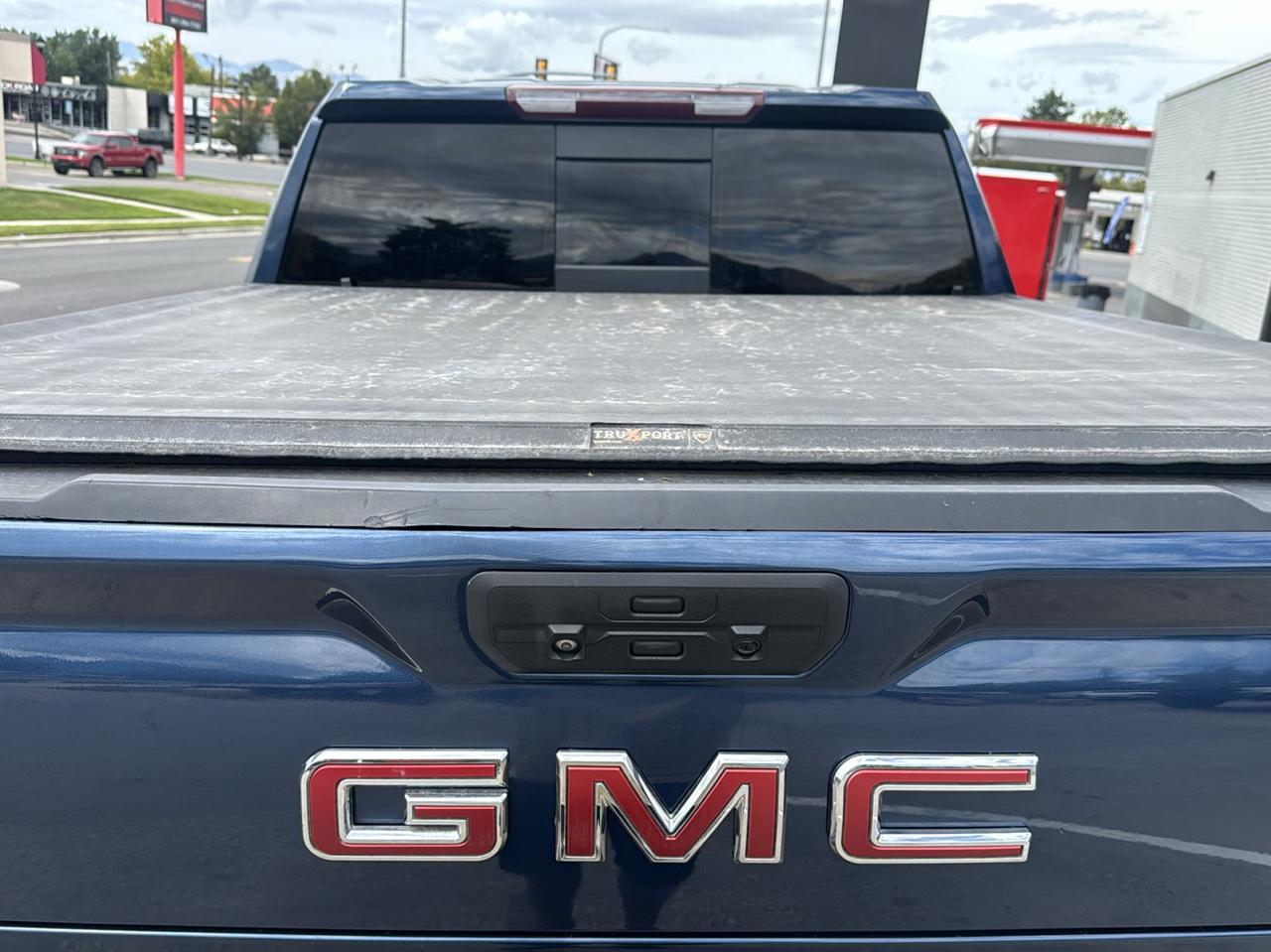 GMC Sierra 1500 Elevation Crew Cab 4WD 2021