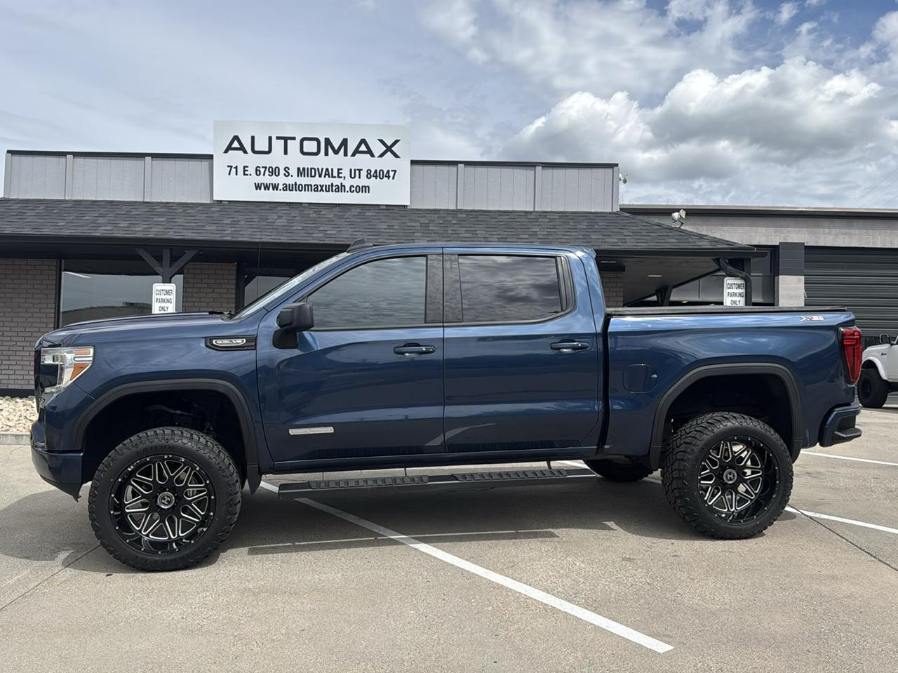 GMC Sierra 1500 Elevation Crew Cab 4WD 2021