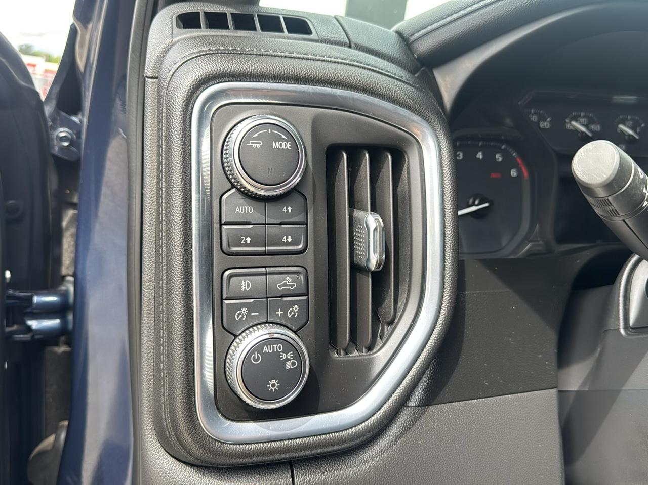 GMC Sierra 1500 Elevation Crew Cab 4WD 2021