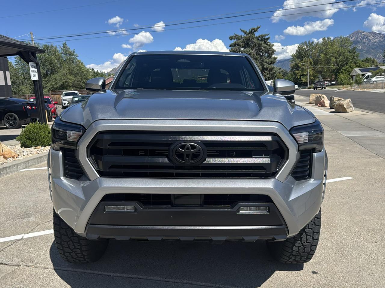 Toyota Tacoma SR5 Dbl Cab 4WD at 2024