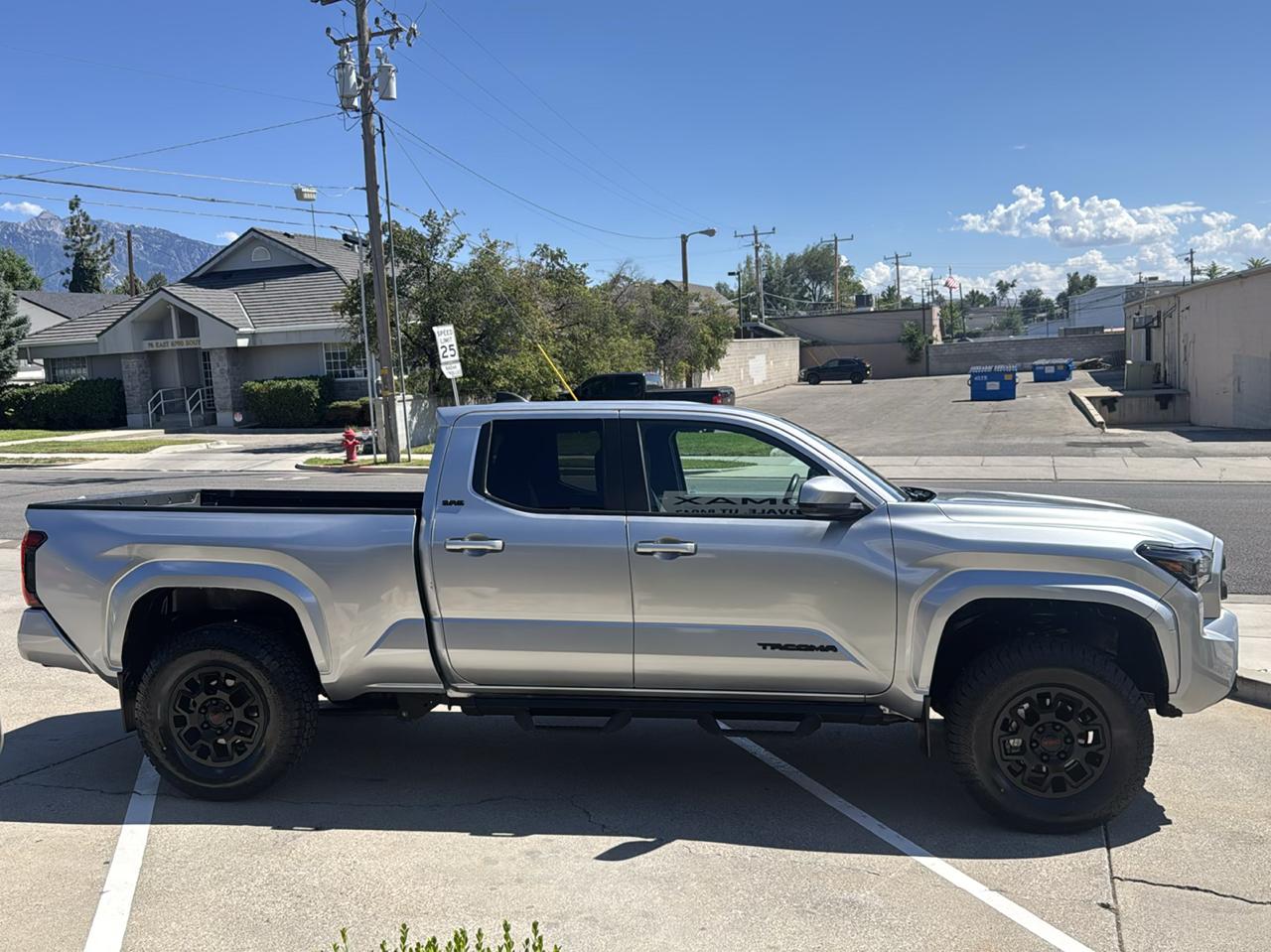 Toyota Tacoma SR5 Dbl Cab 4WD at 2024