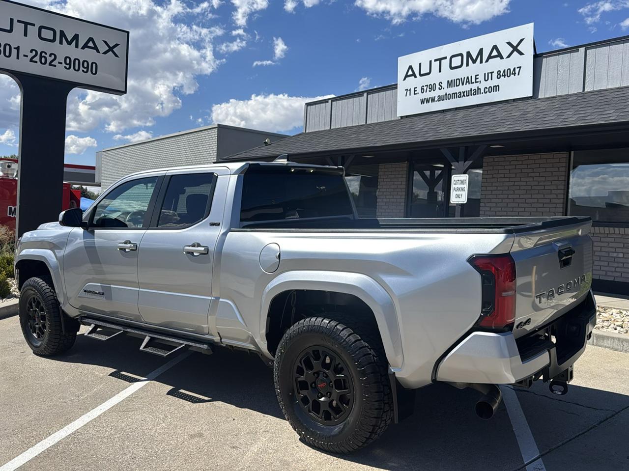 Toyota Tacoma SR5 Dbl Cab 4WD at 2024
