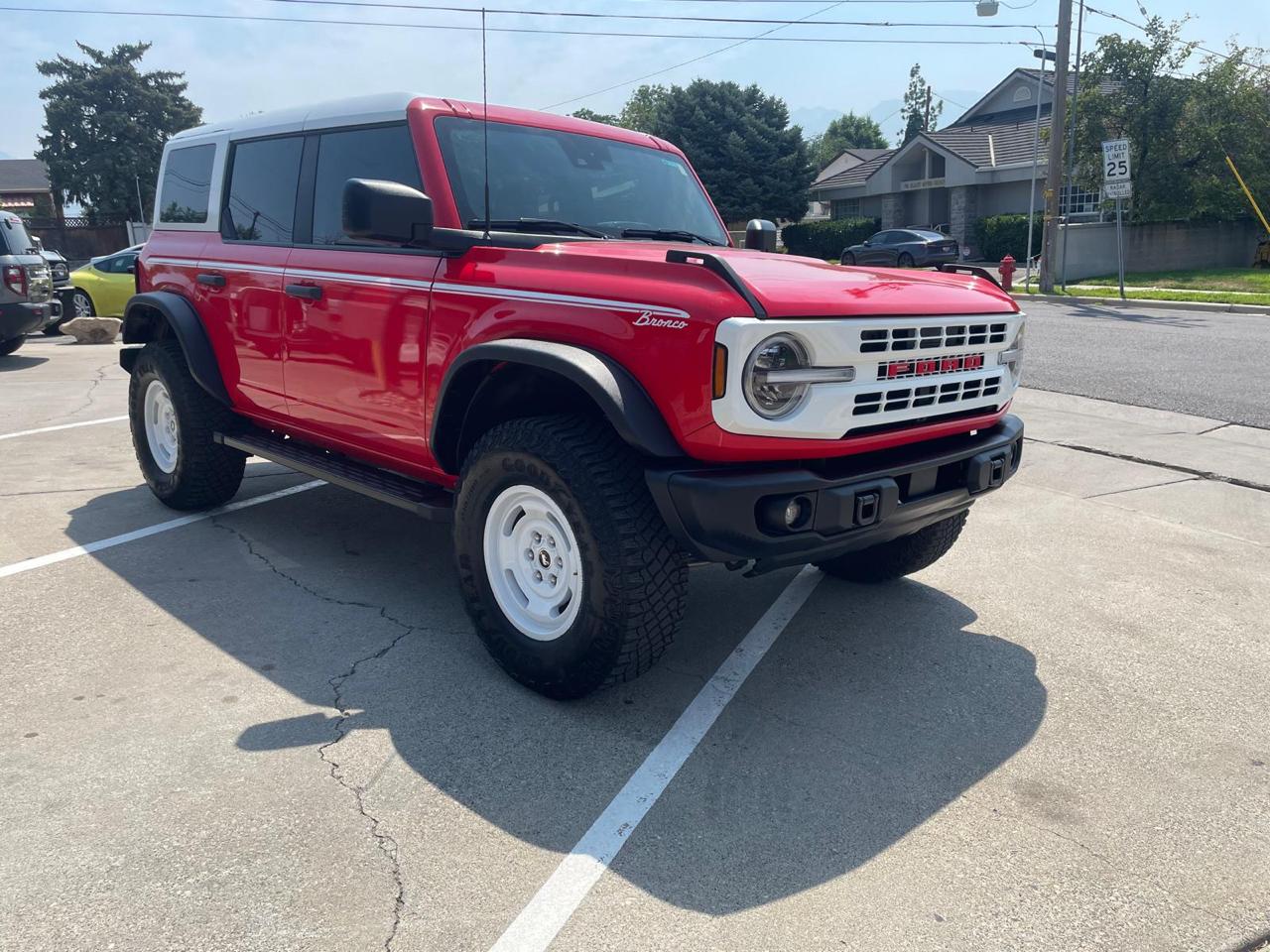 Ford Bronco Heritage Edition 4-Door 2024