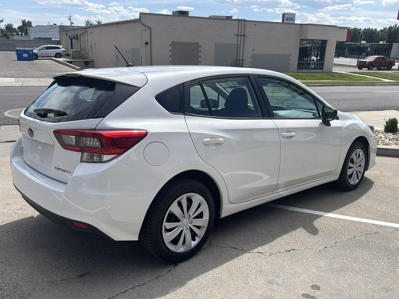 Subaru Impreza 2.0i CVT 5-Door 2022