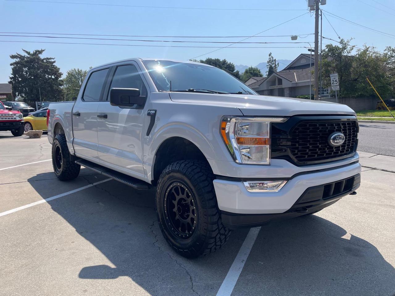 Ford F-150 STX 4WD SuperCrew 5.5' Box 2022