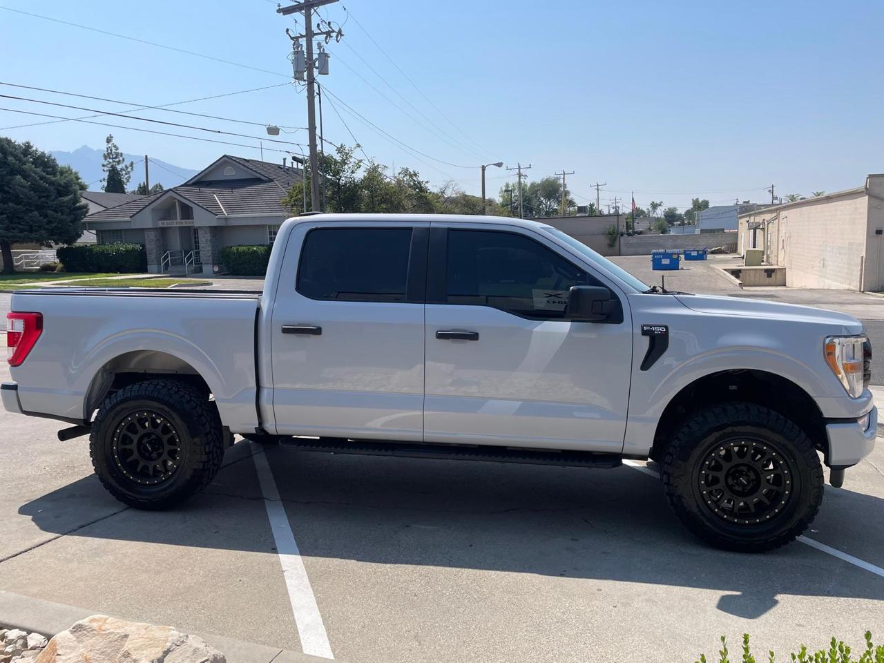 Ford F-150 STX 4WD SuperCrew 5.5' Box 2022
