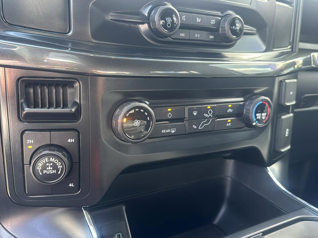 Ford F-150 STX 4WD SuperCrew 5.5' Box 2022