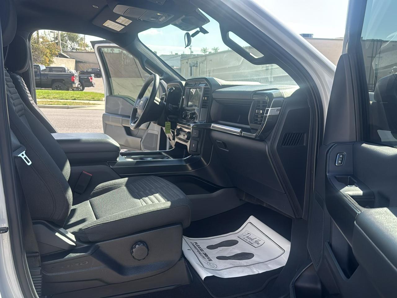 Ford F-150 STX 4WD SuperCrew 5.5' Box 2022
