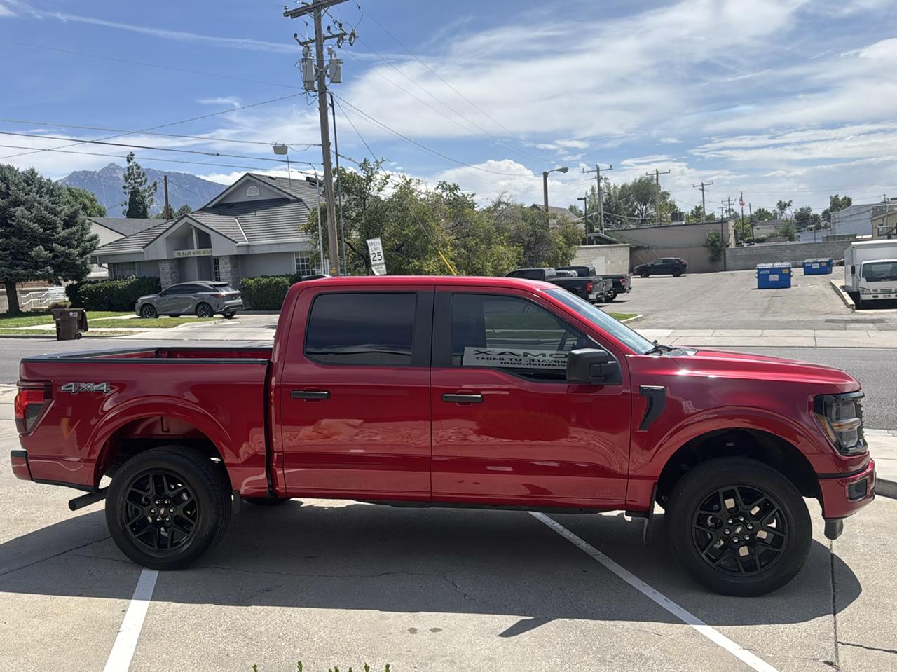 Ford F-150 STX SuperCrew 4WD 2024