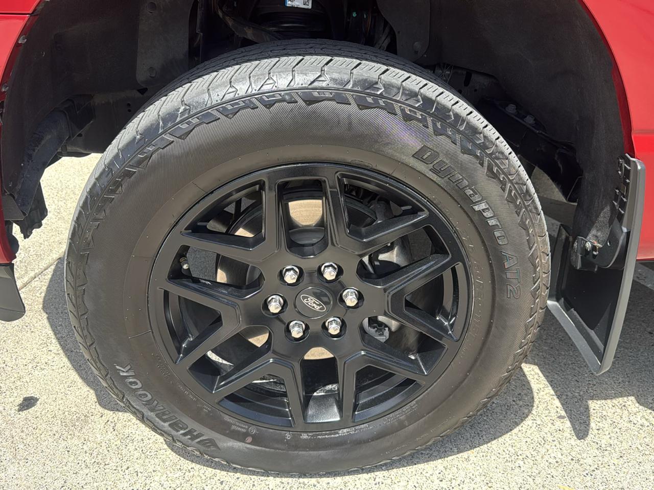 Ford F-150 STX SuperCrew 4WD 2024