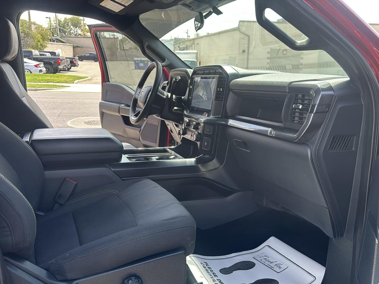 Ford F-150 STX SuperCrew 4WD 2024