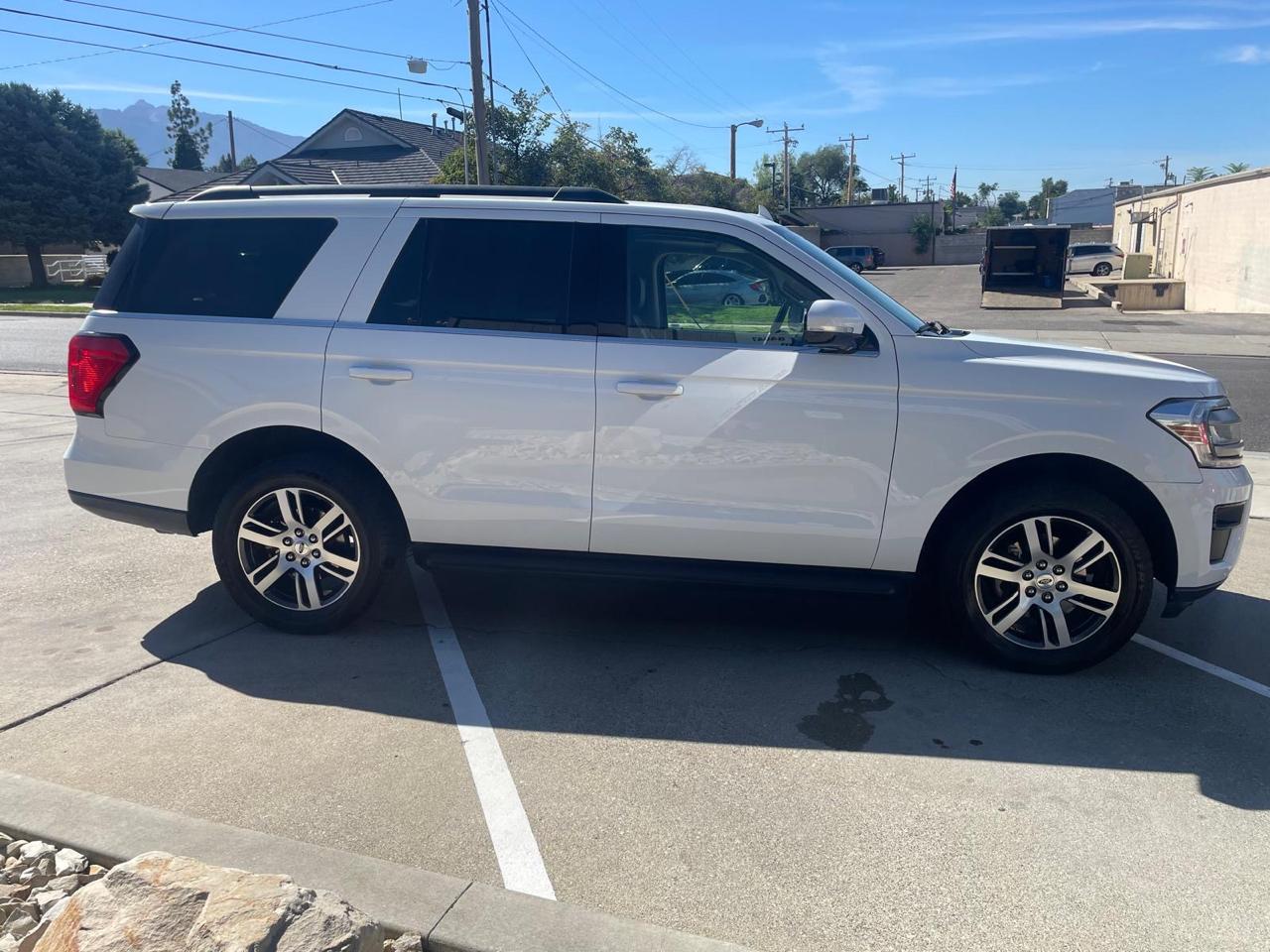 Ford Expedition XLT 4WD 2024