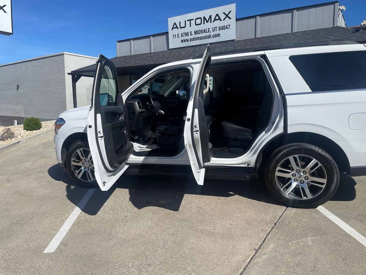 Ford Expedition XLT 4WD 2024