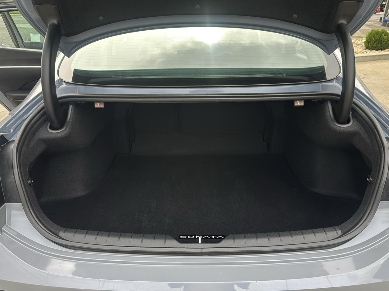 Hyundai Sonata SE 2025