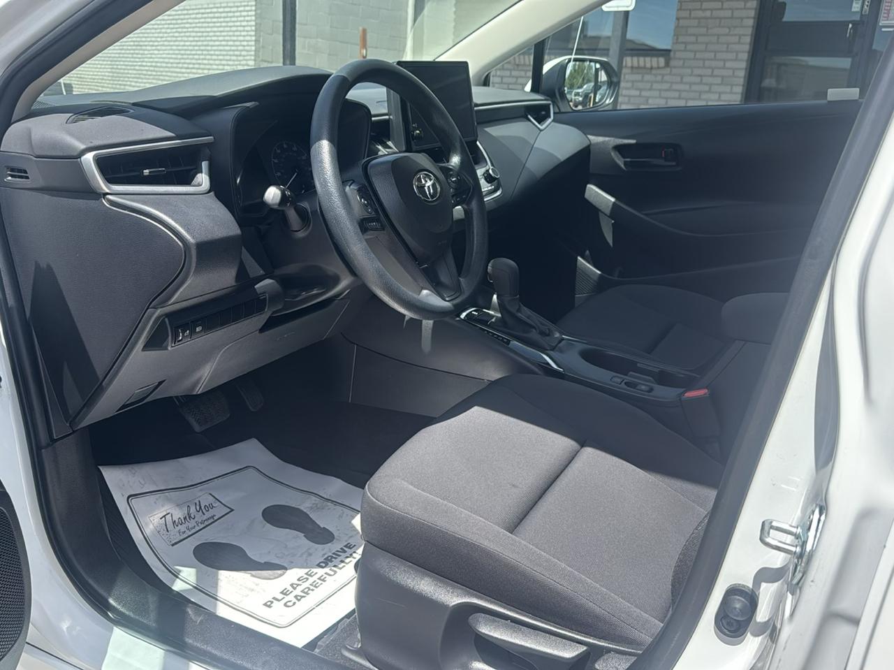 Toyota Corolla LE 2024