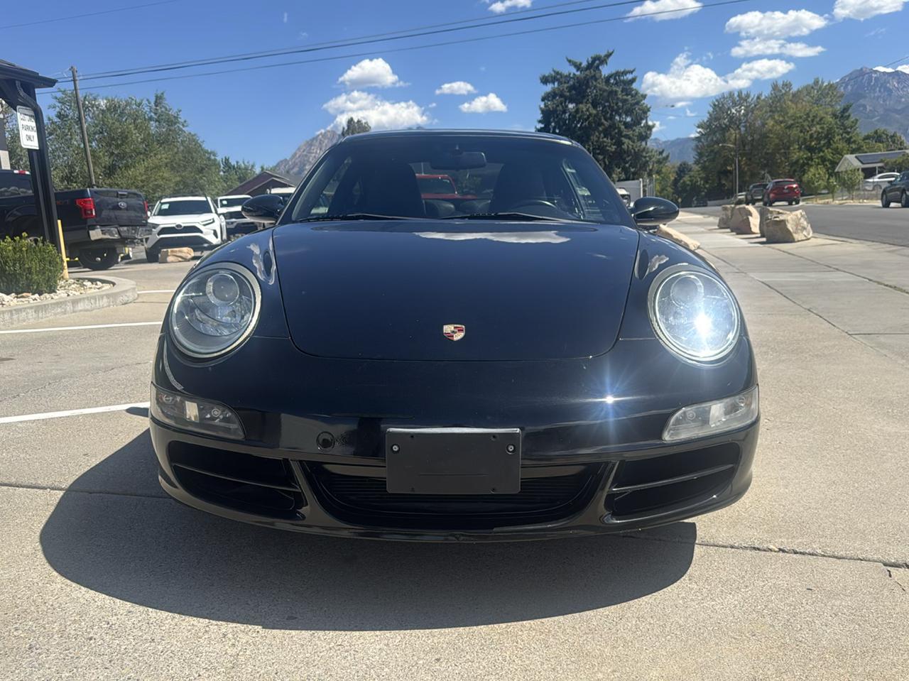Porsche 911 Carrera Base 2005