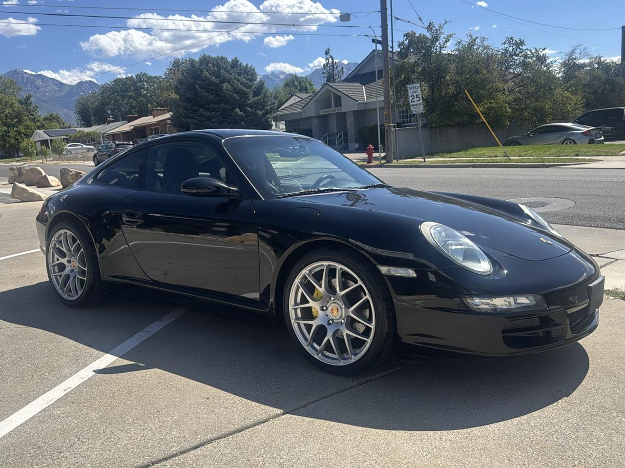 Porsche 911 Carrera Base 2005