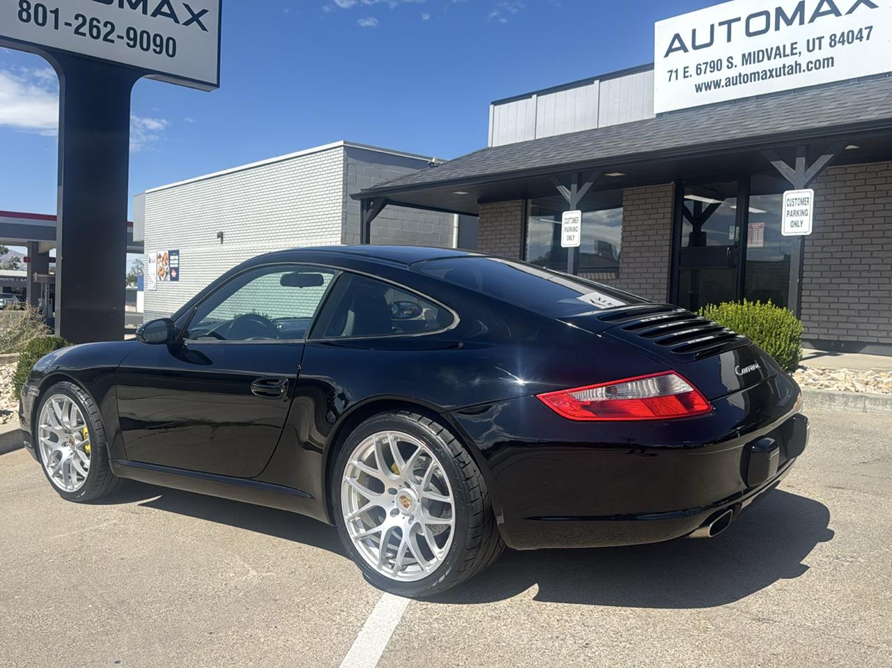 Porsche 911 Carrera Base 2005