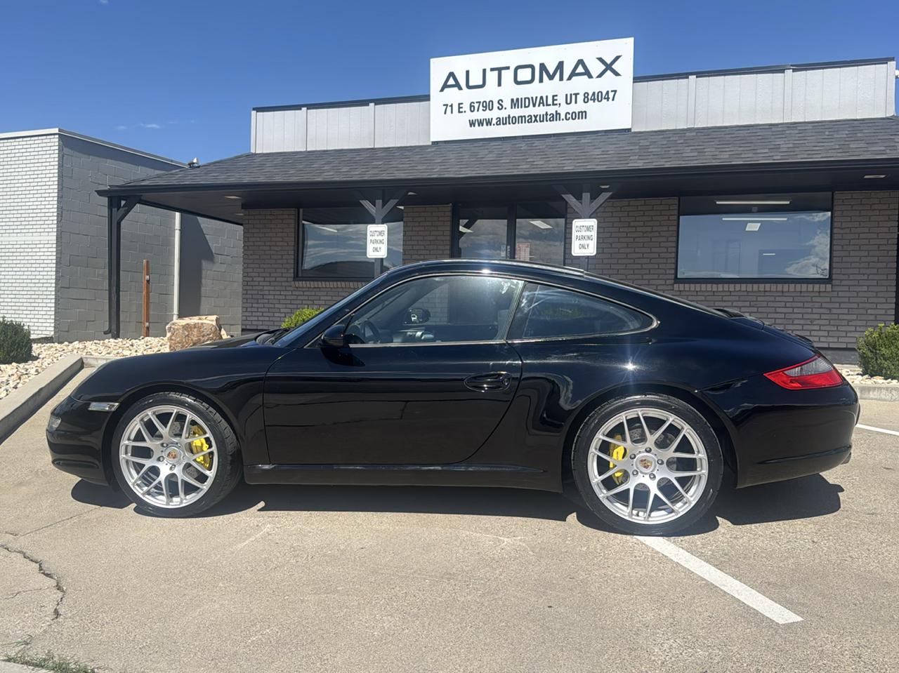 Porsche 911 Carrera Base 2005