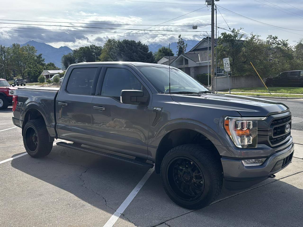 Ford F-150 XLT 4WD SuperCrew 5.5' Box 2022