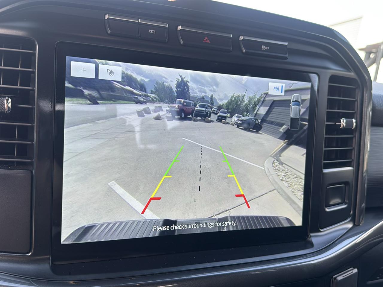 Ford F-150 XLT 4WD SuperCrew 5.5' Box 2022