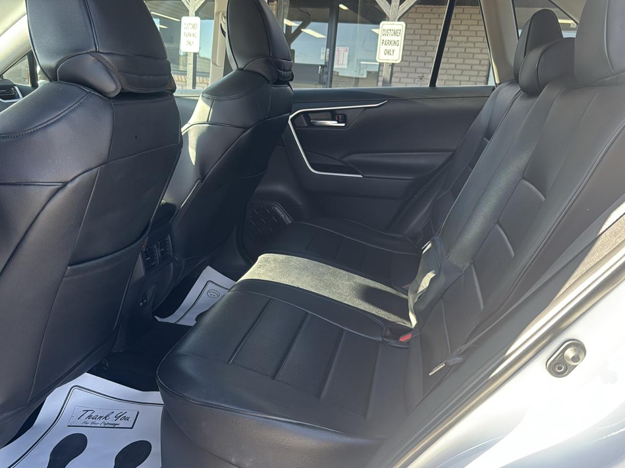 Toyota RAV4 Hybrid XLE 2025
