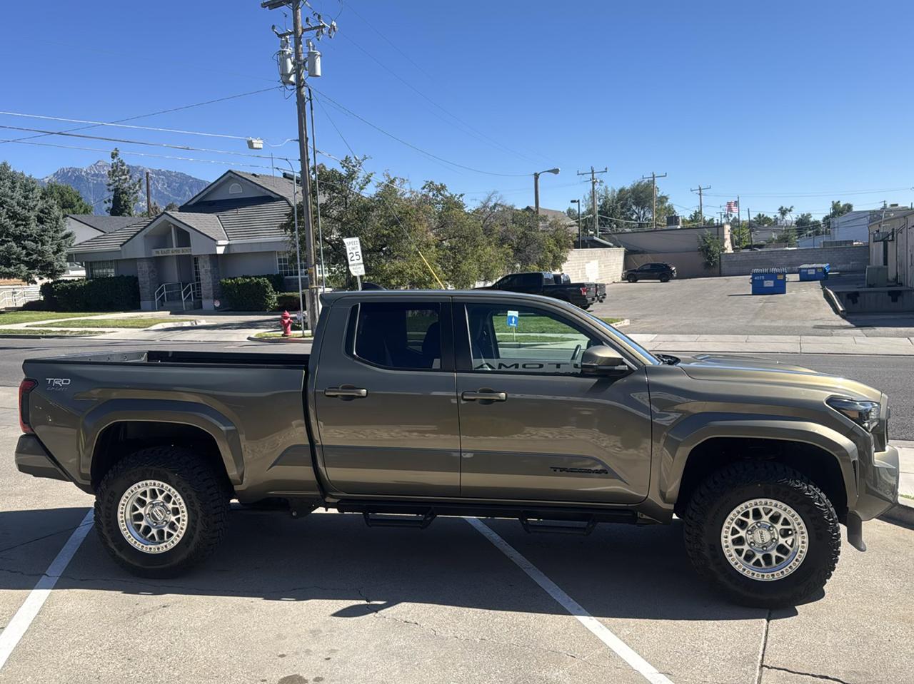 Toyota Tacoma TRD Sport Double Cab 4WD 2025