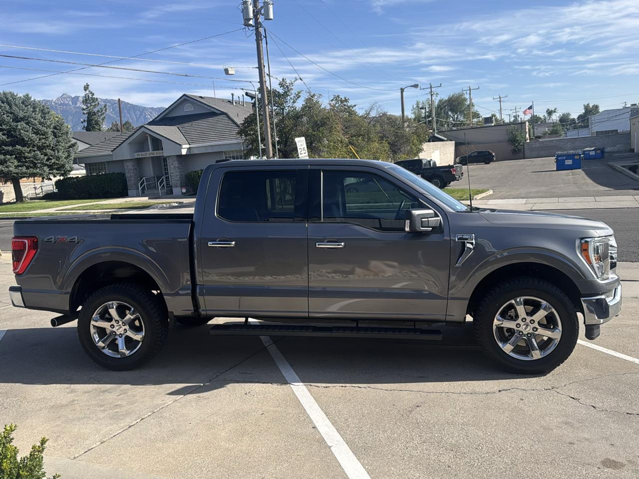 Ford F-150 XLT SuperCrew 5.5-ft. Bed 4WD 2022