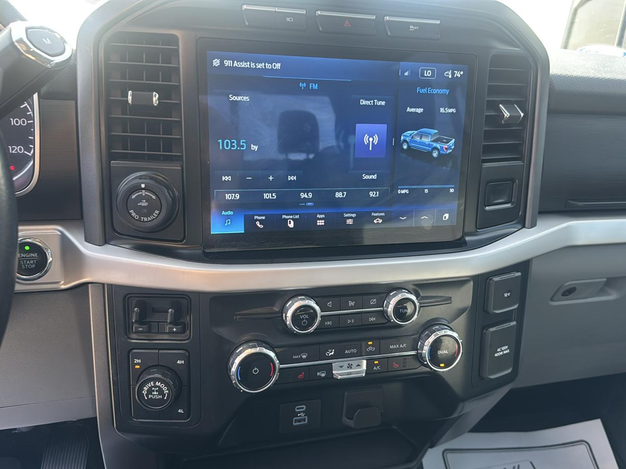 Ford F-150 XLT SuperCrew 5.5-ft. Bed 4WD 2022