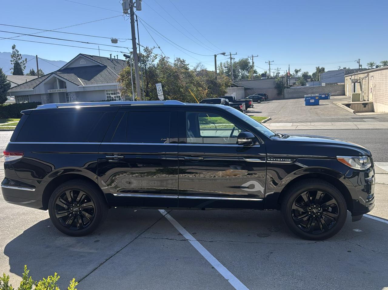 Lincoln Navigator L Reserve 4WD 2023