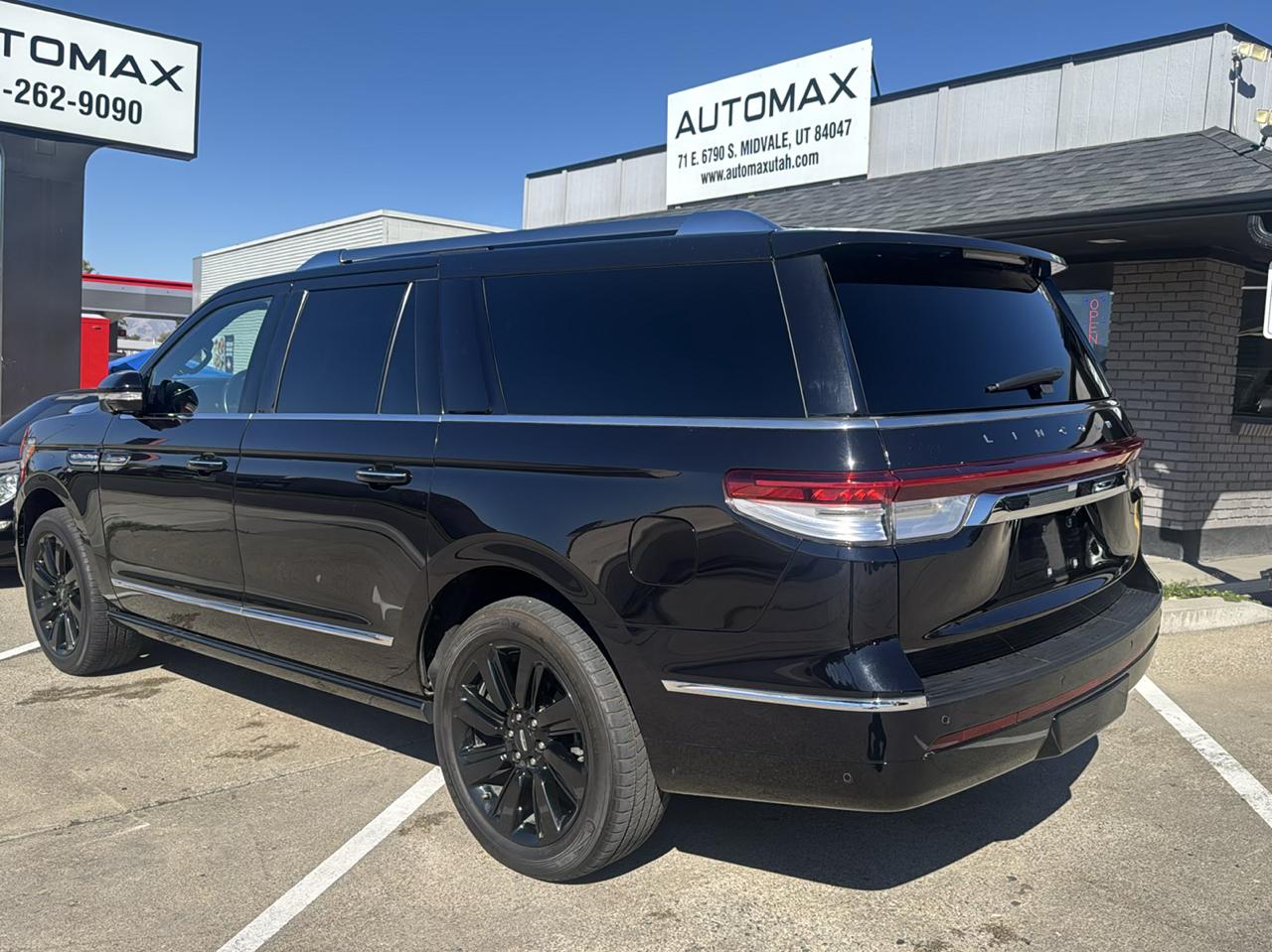 Lincoln Navigator L Reserve 4WD 2023