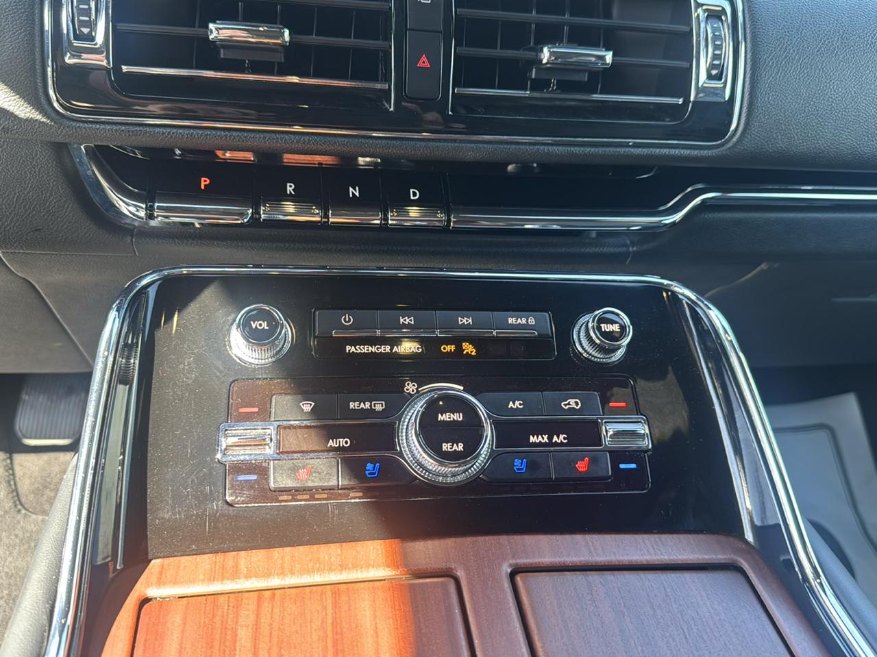 Lincoln Navigator L Reserve 4WD 2023