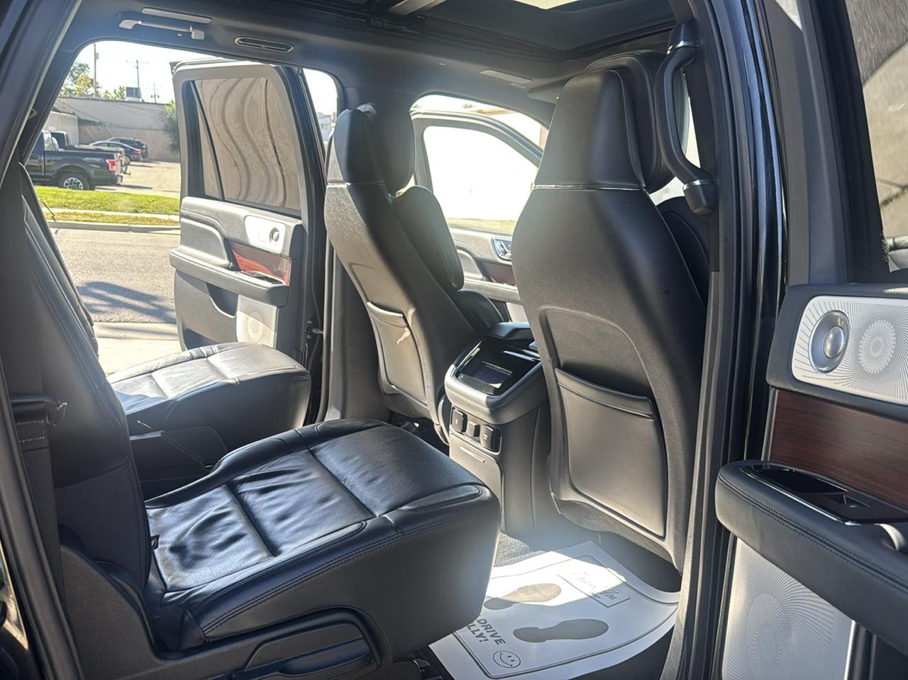 Lincoln Navigator L Reserve 4WD 2023